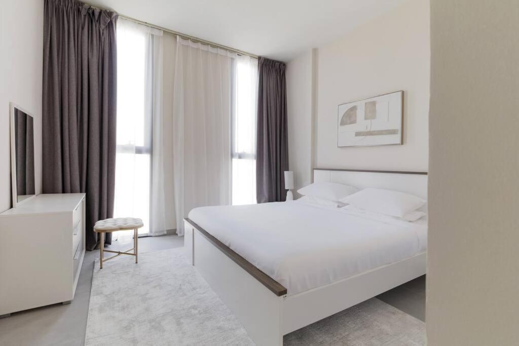 Sahab - Solo 1Br Apt In Al Jada 沙迦 外观 照片